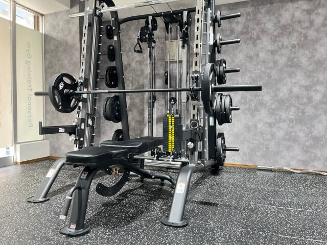 http://MIYAZAKI%20GYM武蔵小杉店のラック